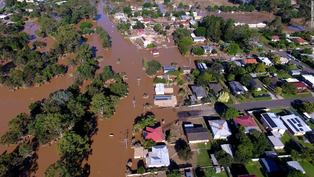 Australia meals: Aid and rescue efforts proceed as Sydney braces for heavy rains