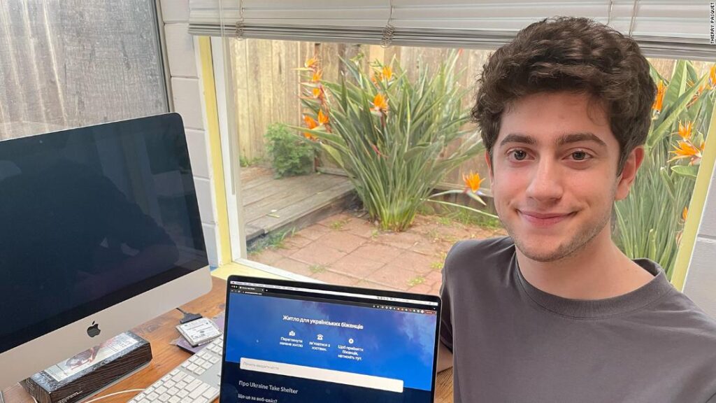 These teenagers created a web site matching Ukrainian refugees with hosts providing shelter