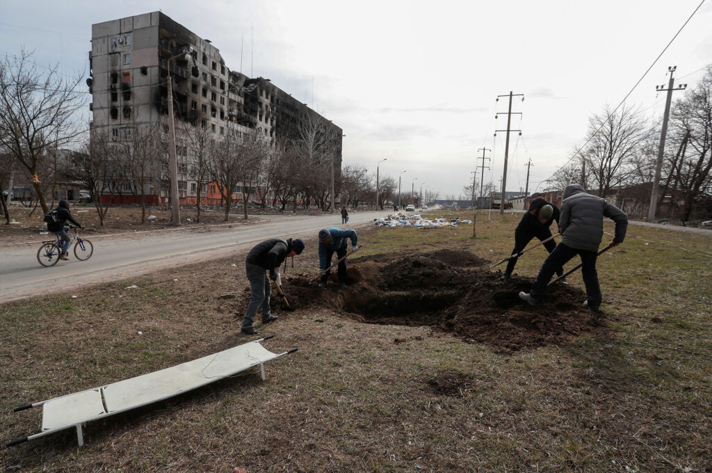 “Bombs falling each 10 minutes,” says Ukrainian officer in Mariupol