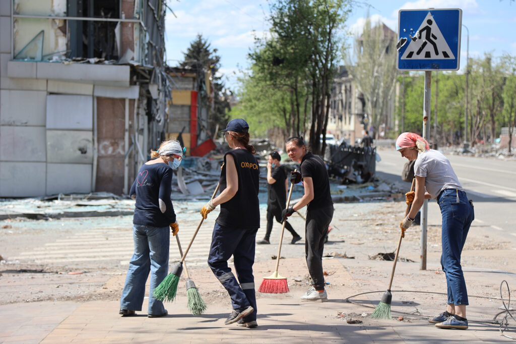 Russian progress “gradual and uneven” in Donbas area resulting from logistics issues, senior US protection official says