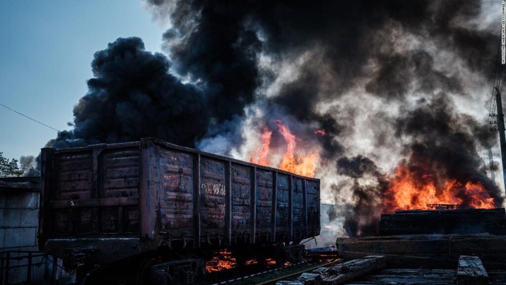 Pink Cross confirms Mariupol evacuation operation is ongoing