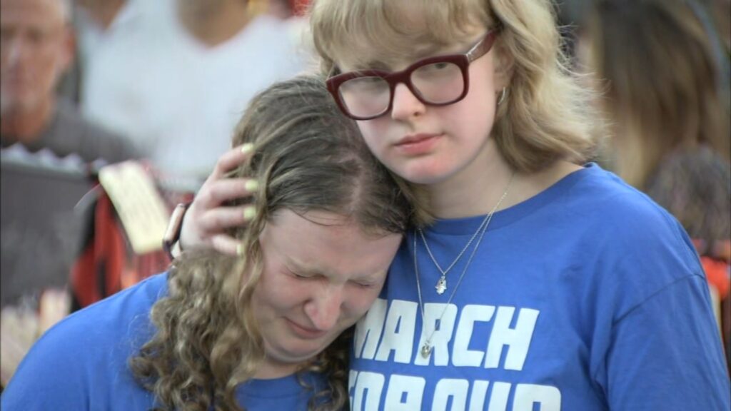 Highland Park robust: Grief and outrage converge at vigil for Highland Park capturing victims; companies start to reopen