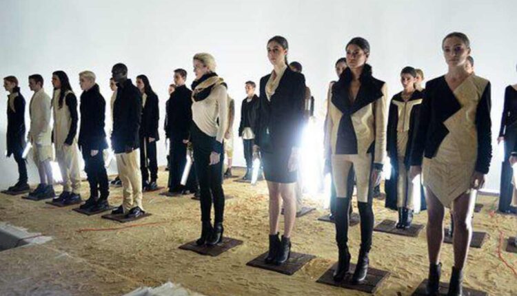 how many fashion weeks are there