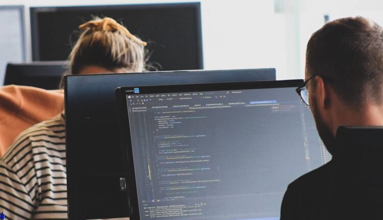 How To Get a Job As a Computer Programmer