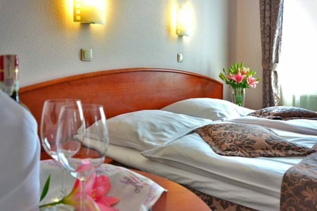 Iris Hotel – A Great Place to Stay