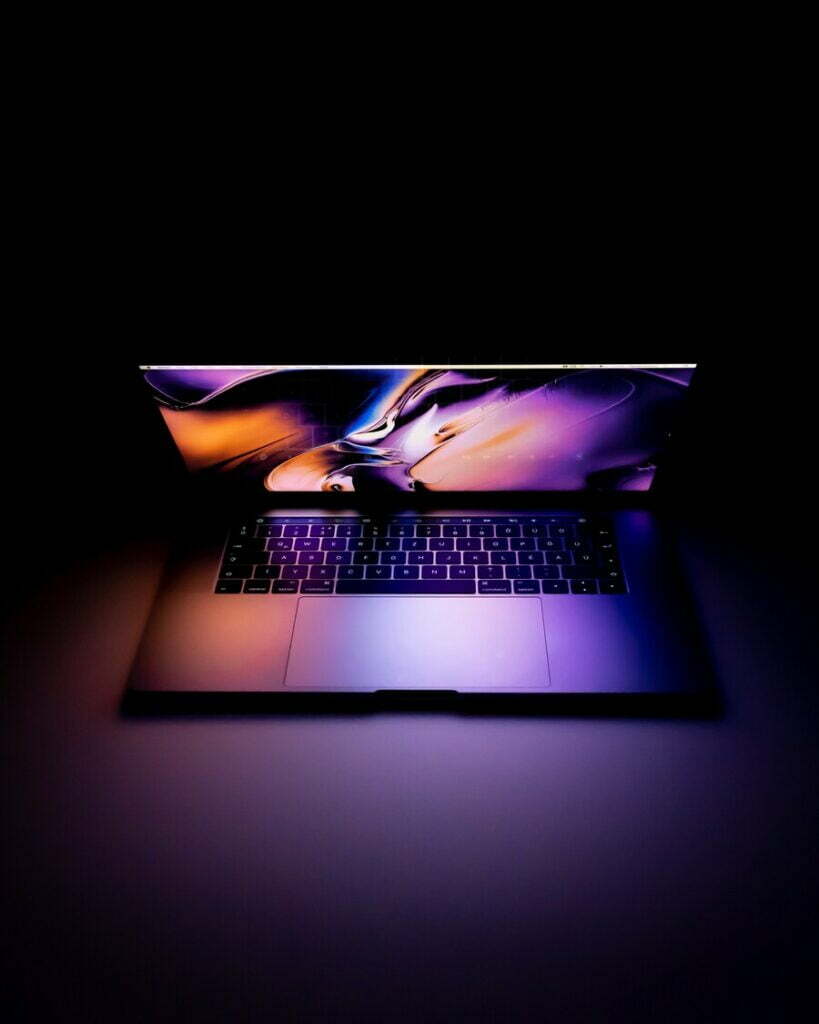 Why Purchase a MacBook Professional M1?