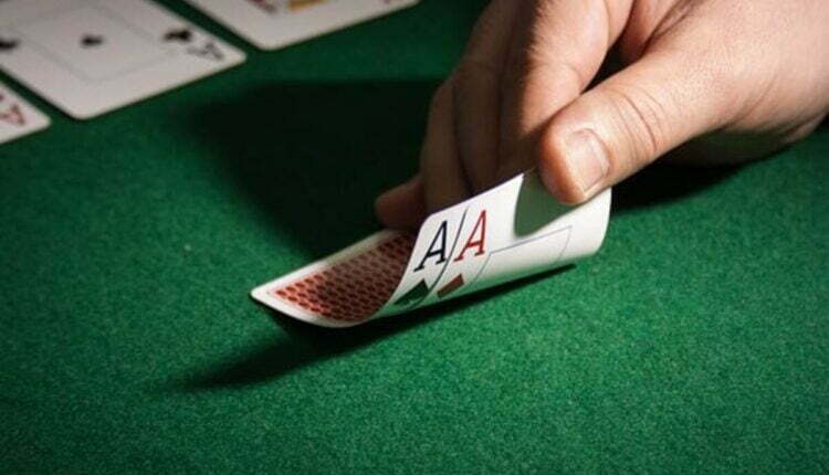 Slot