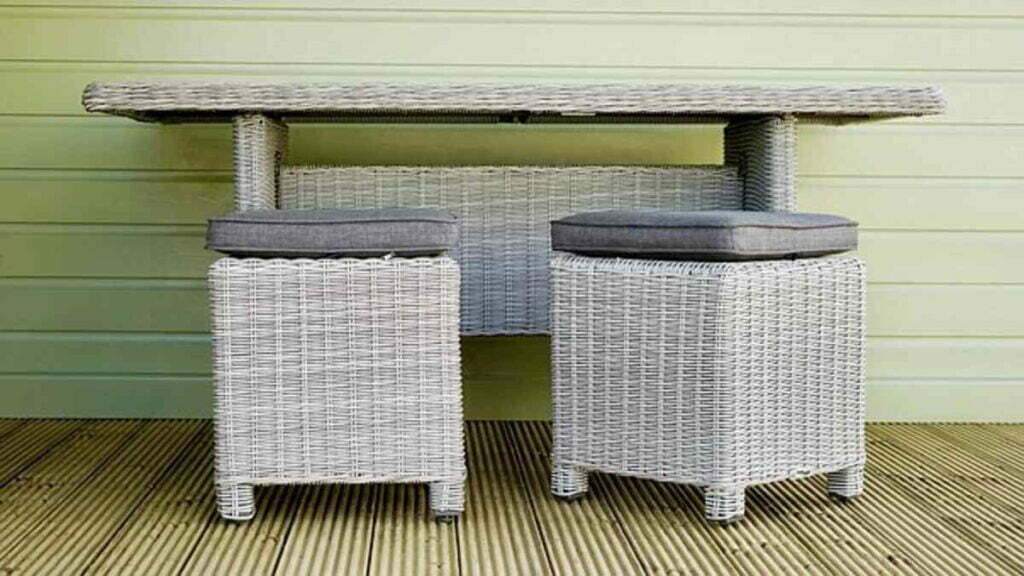 How to Clean Wood Furniture