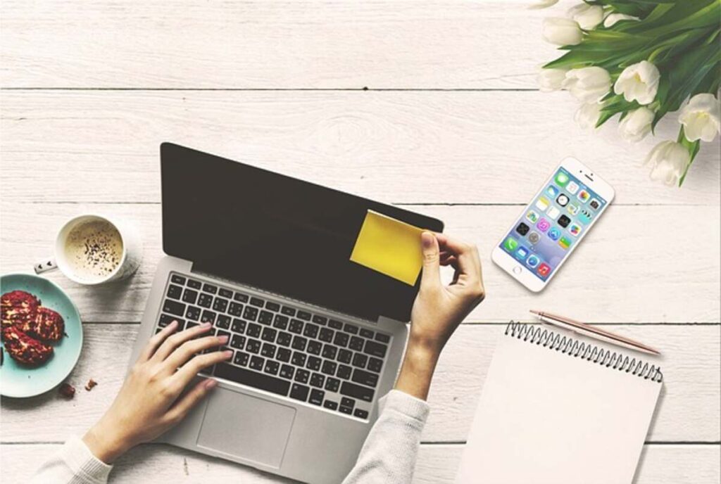 How a Lifestyle Blogger Makes Money