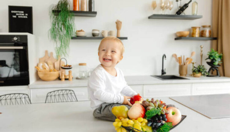 Introduce Your Baby to 100 Foods Before They Turn 1