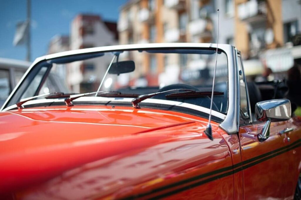 How Much Cash Can I Carry in Car?