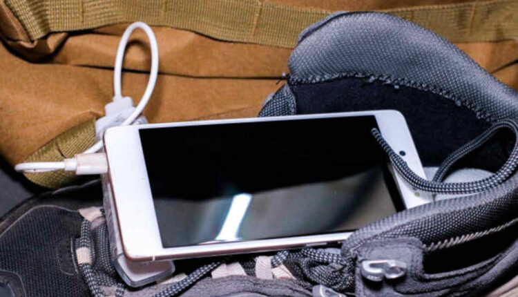 Olive Active Phone Belt Carrier