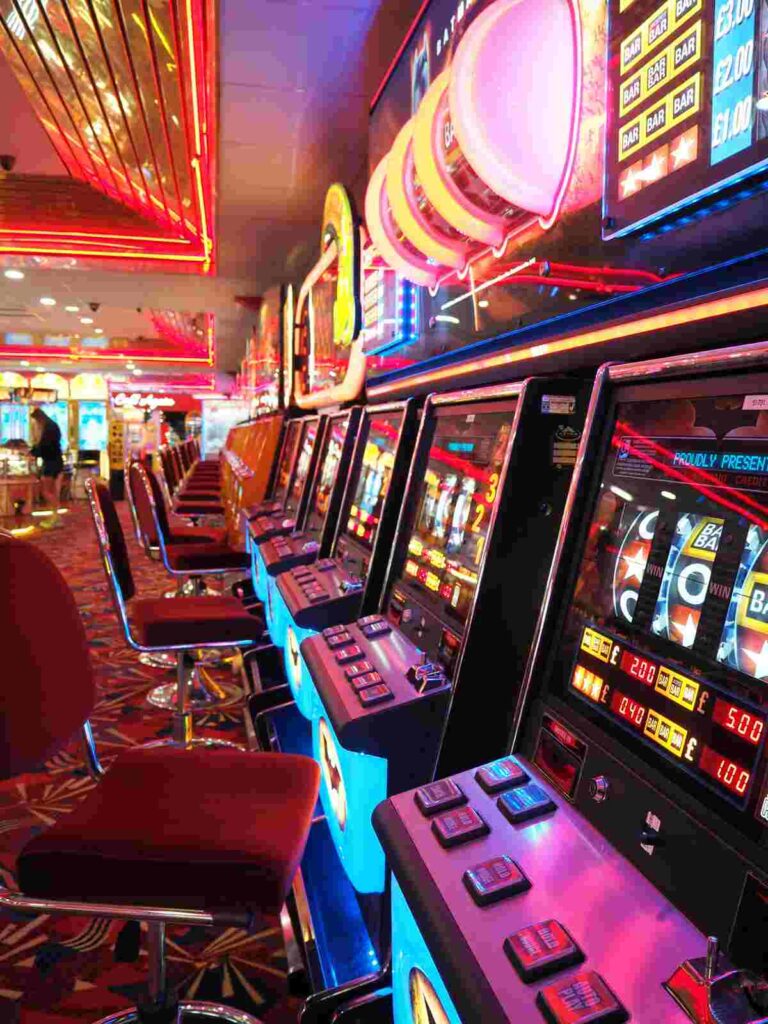 LuckyLand Slots Review