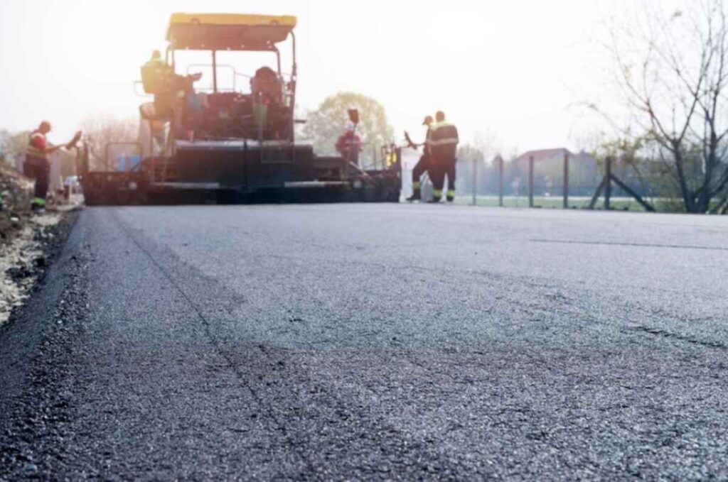 Superior Asphalt Paving Repairs for Commercial Parking Lots