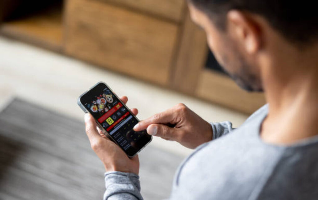How to Make Money With Football Gambling