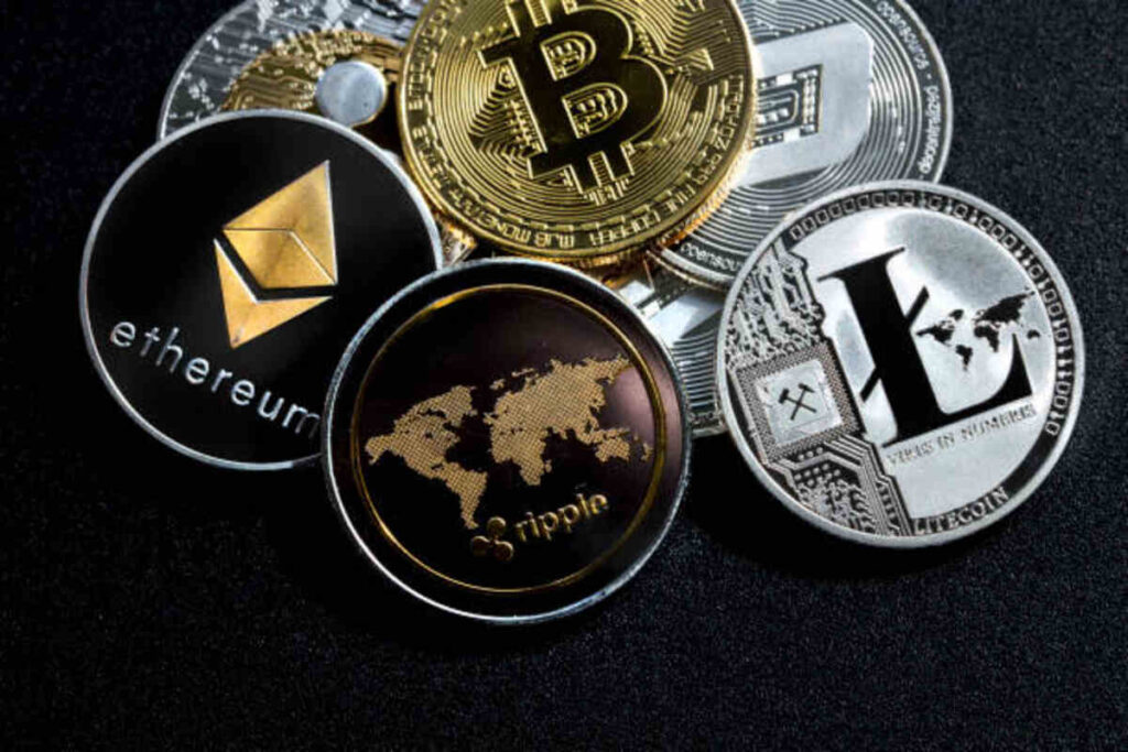 Cryptocurrencies: Pioneering change in the global financial sector